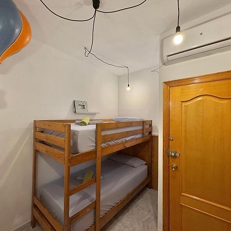 Habitacion En Calle Molino Málaga Dış mekan fotoğraf