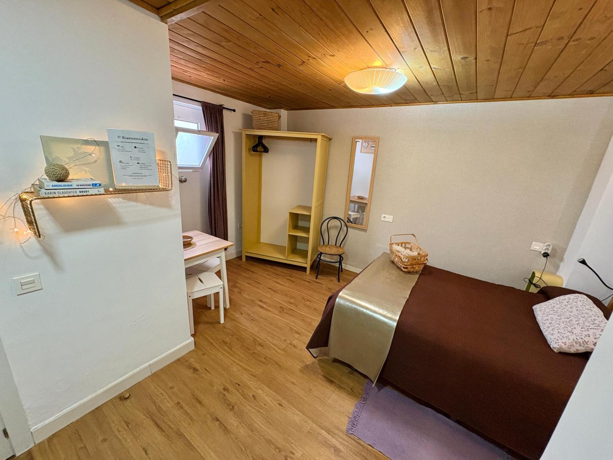 Habitacion En Calle Molino Málaga Dış mekan fotoğraf