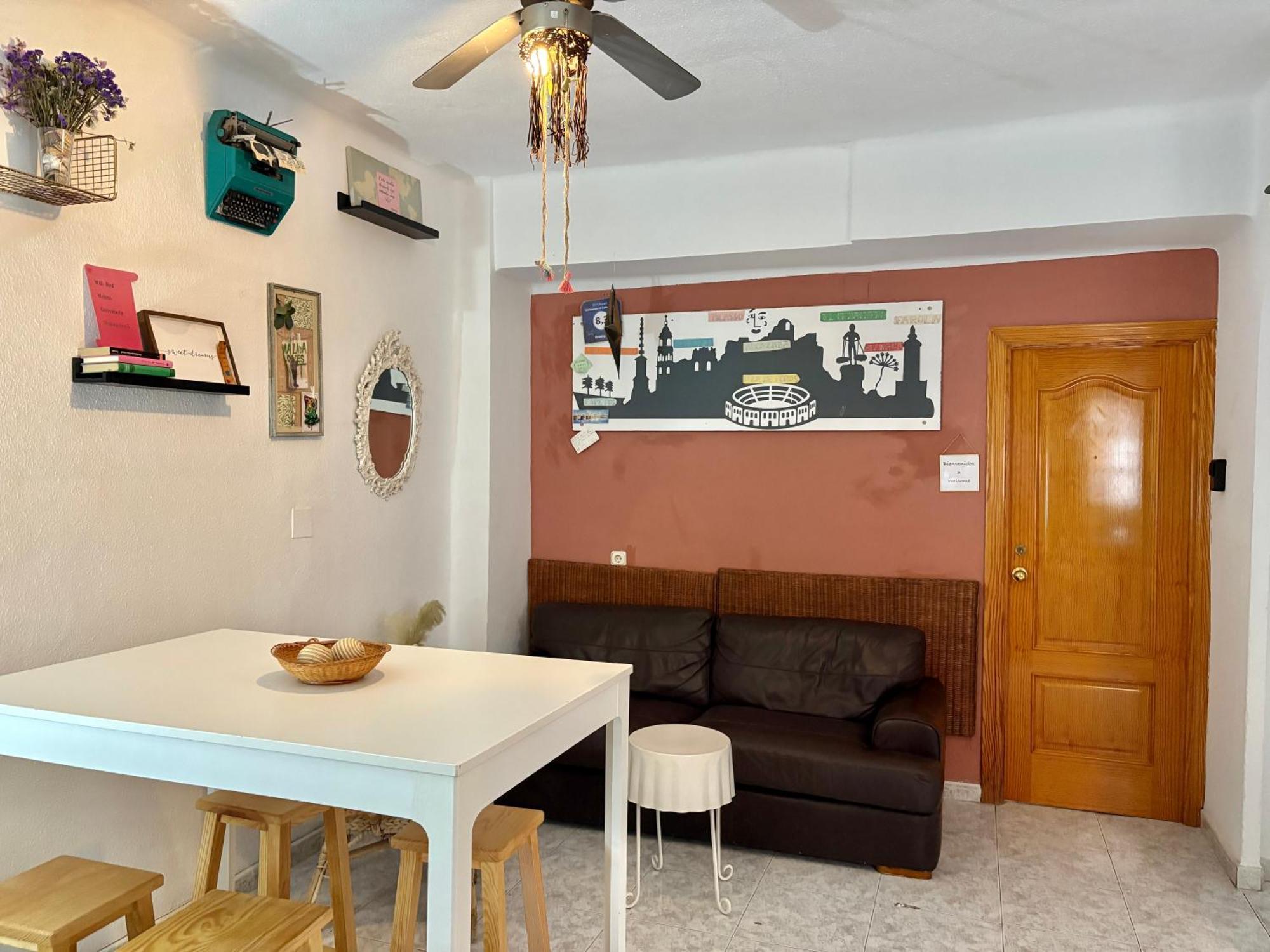 Habitacion En Calle Molino Málaga Dış mekan fotoğraf