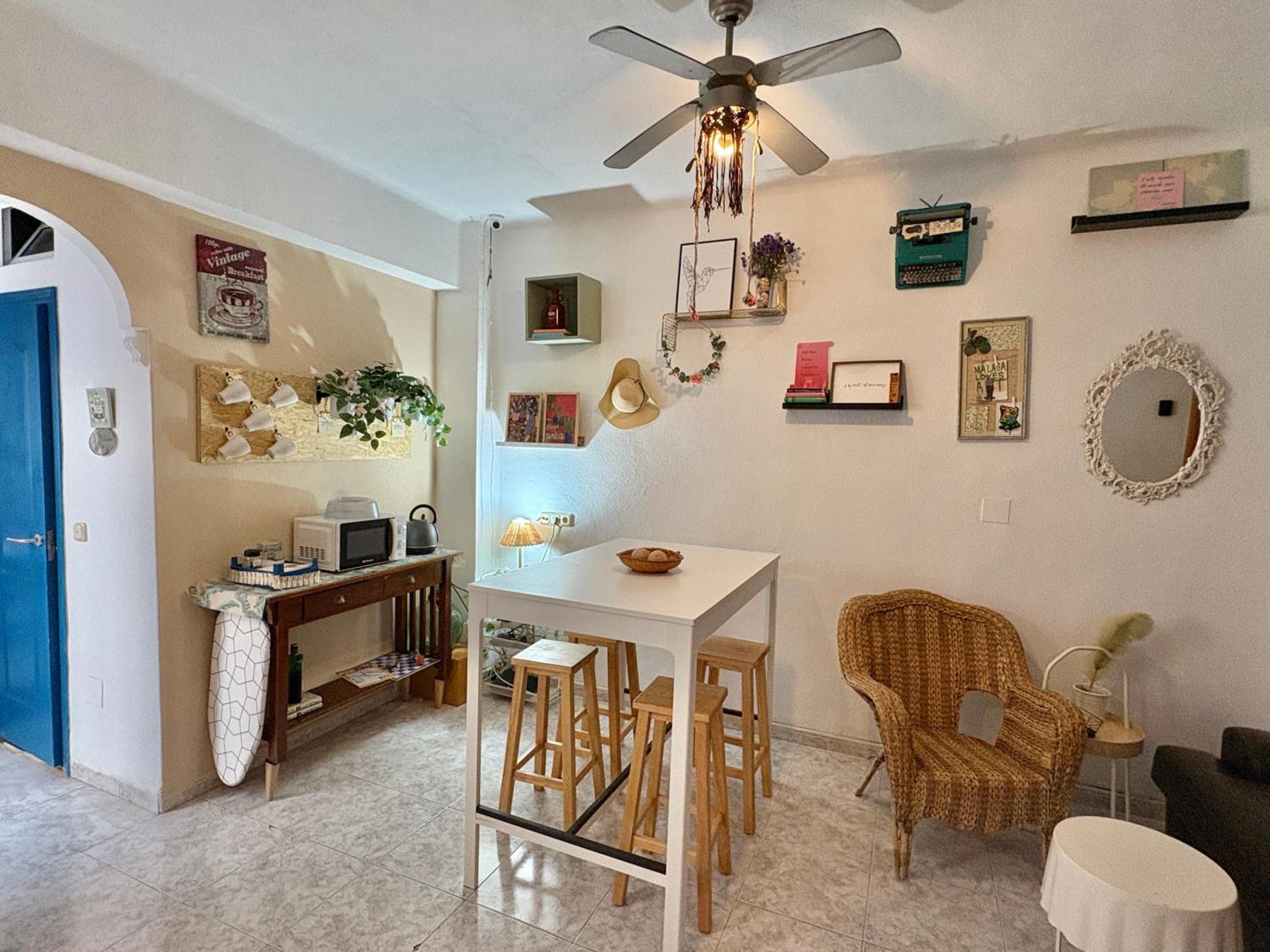 Habitacion En Calle Molino Málaga Dış mekan fotoğraf